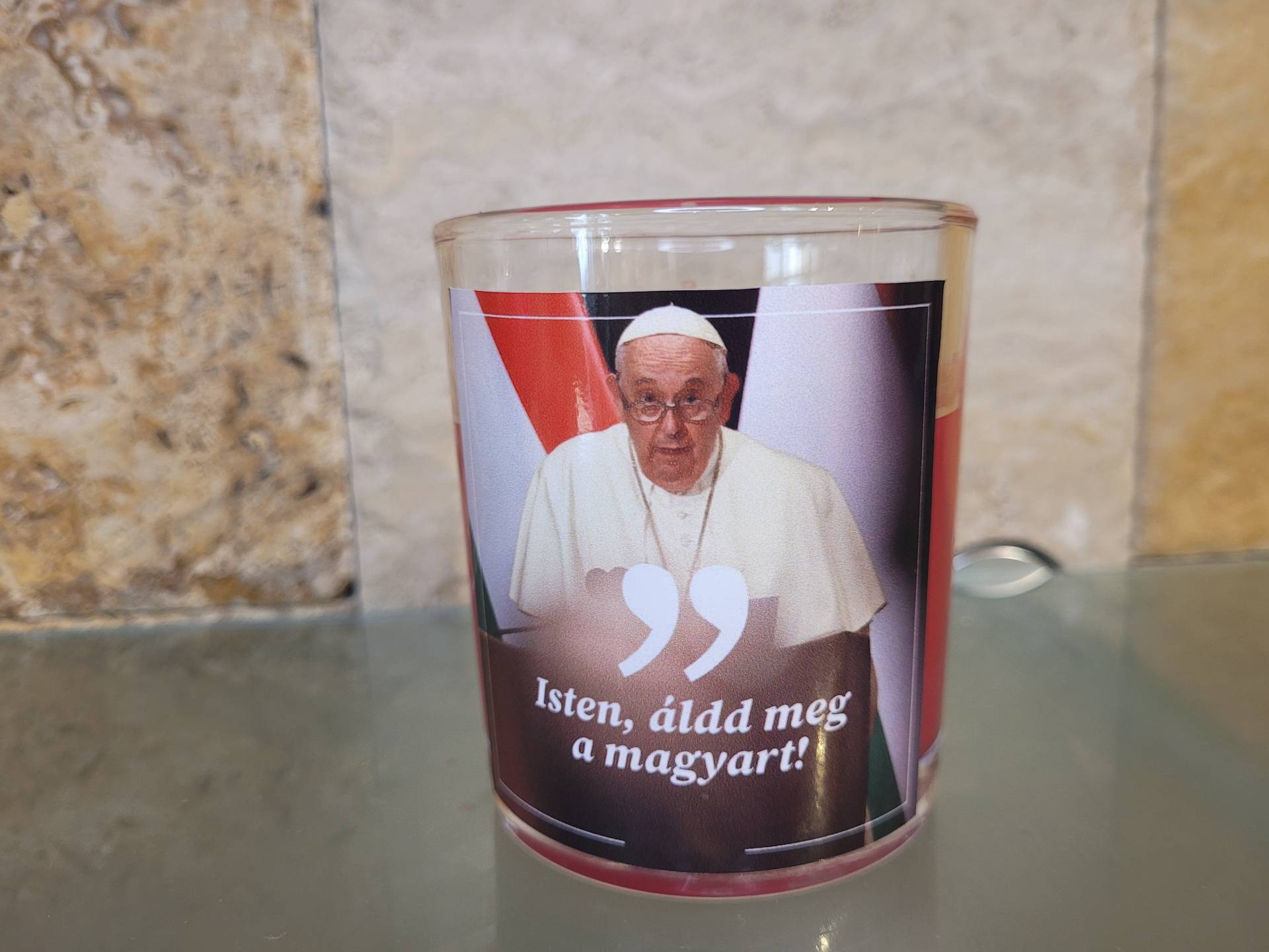 Ferenc Pápa Illatgyertya Bárkinek Ajándékozható /diszcsomagolás nélkül/ 