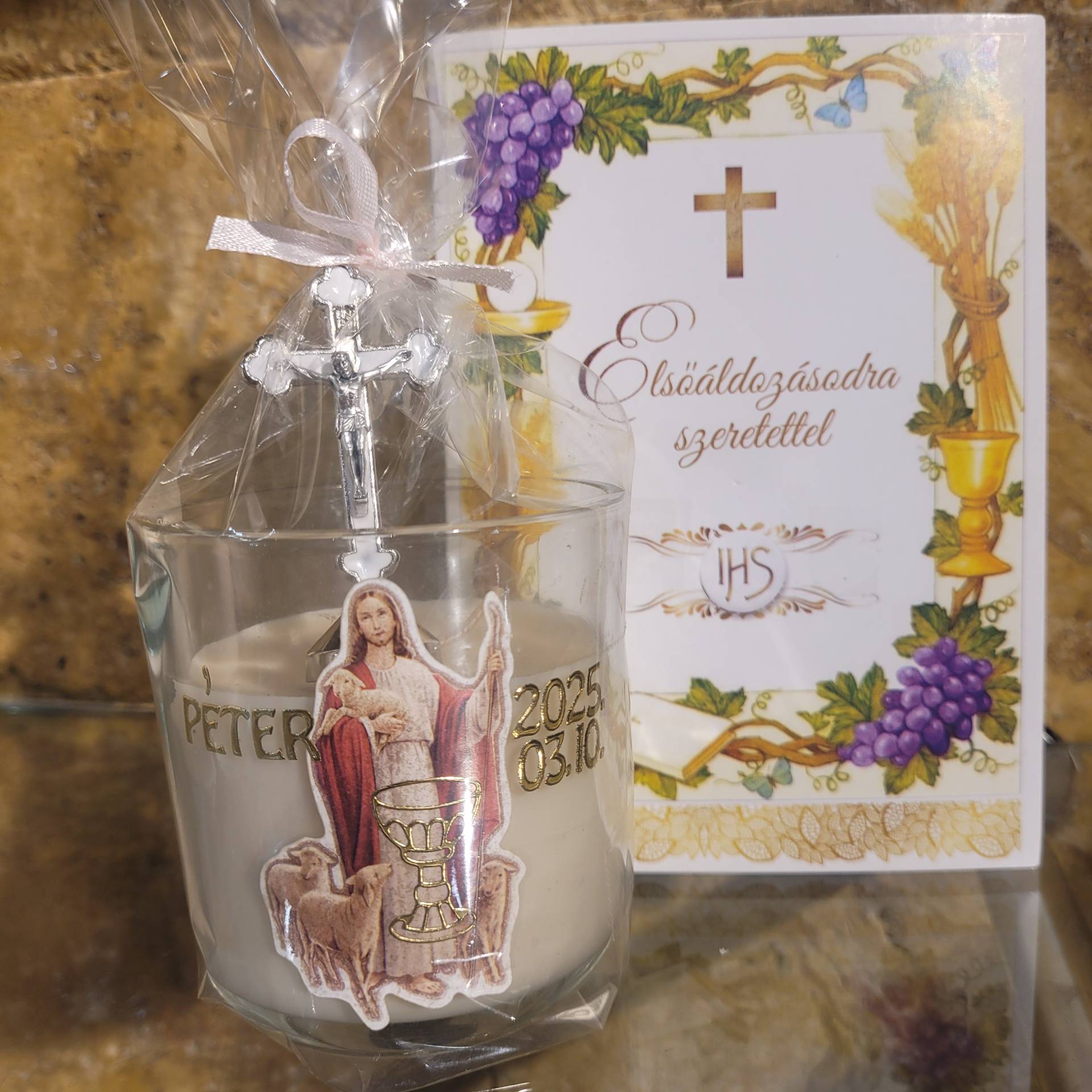 Elsőáldozó Lányoknakés Fiúknak is Ajánlom! Talpas kereszt Íróasztalra+Ajándékgyertya feliratozva+ Ajándékkisérő lap Isten Áldásával 