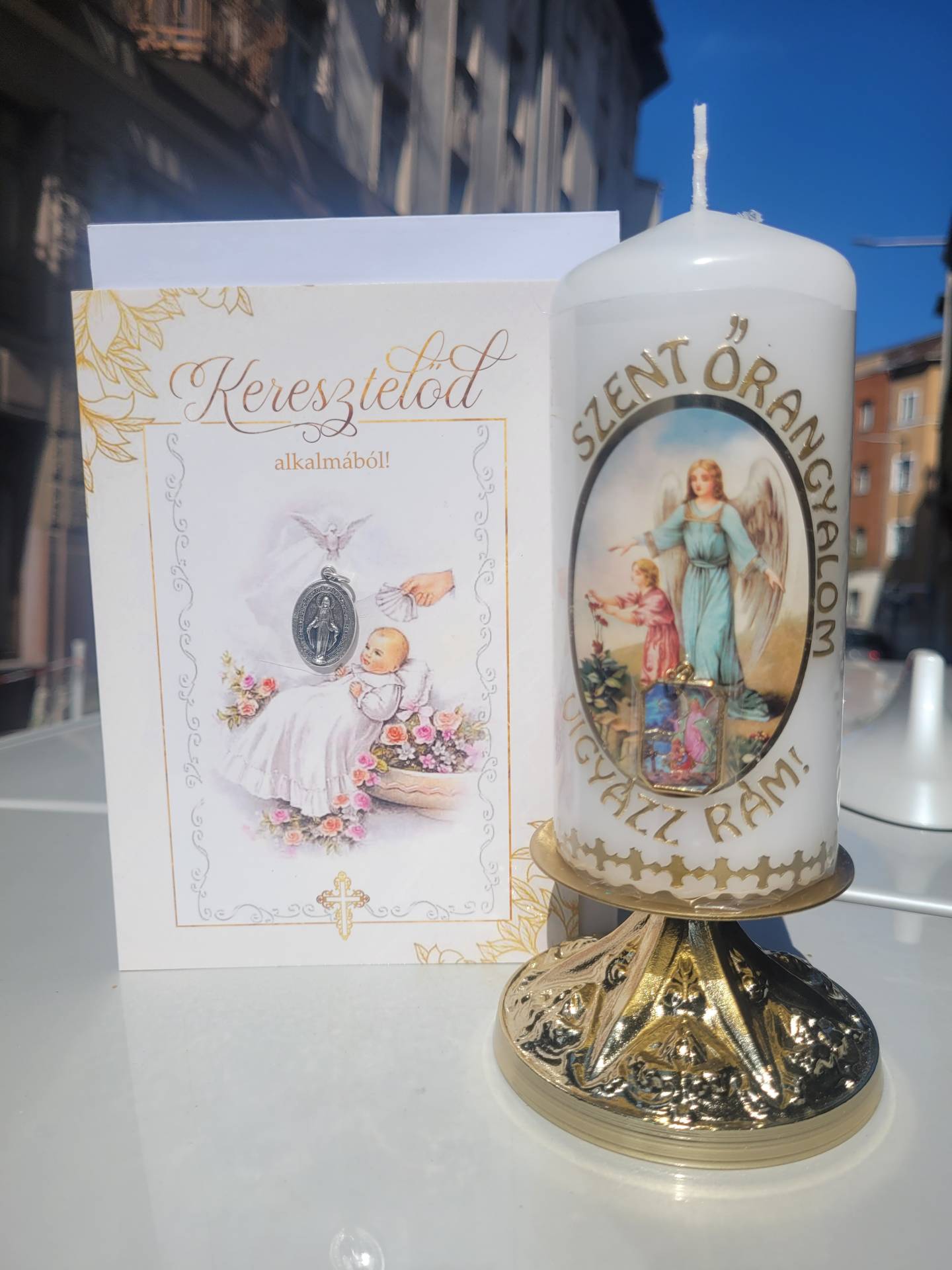 Keresztelőre Kisfiúnak és kislánynak is Ajánlom! Gratulációs lap Áldással + szűzanyaérem+ IMAGYERTYA Réztartón + Őrangyal érem 