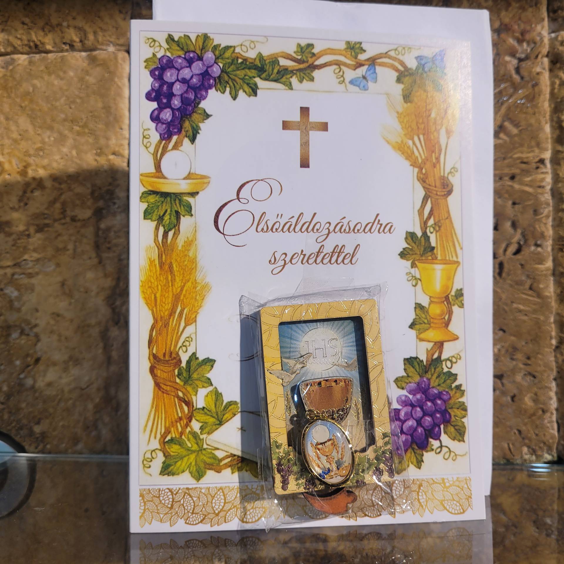 Elsőáldozók részére Ajándékcsomag: Gratulációs Lap Isten szavával+Elsőáldozók Érme+ Elsőáldozók Részére Talpas Plakett 