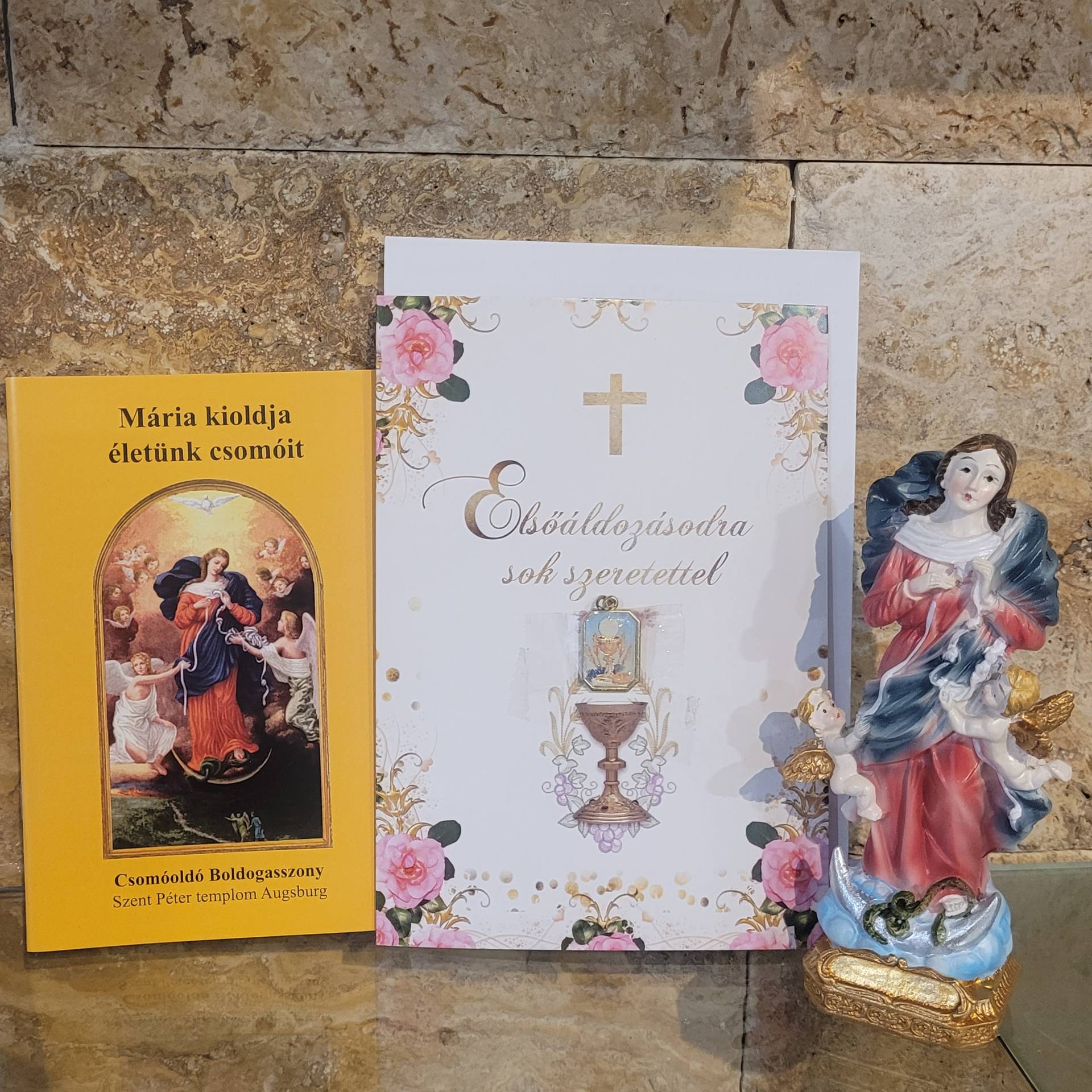 Elsőáldozásra Szűzanyaszobor+ Elsőáldozásra gratulációs Lap + IMAFÜZET 