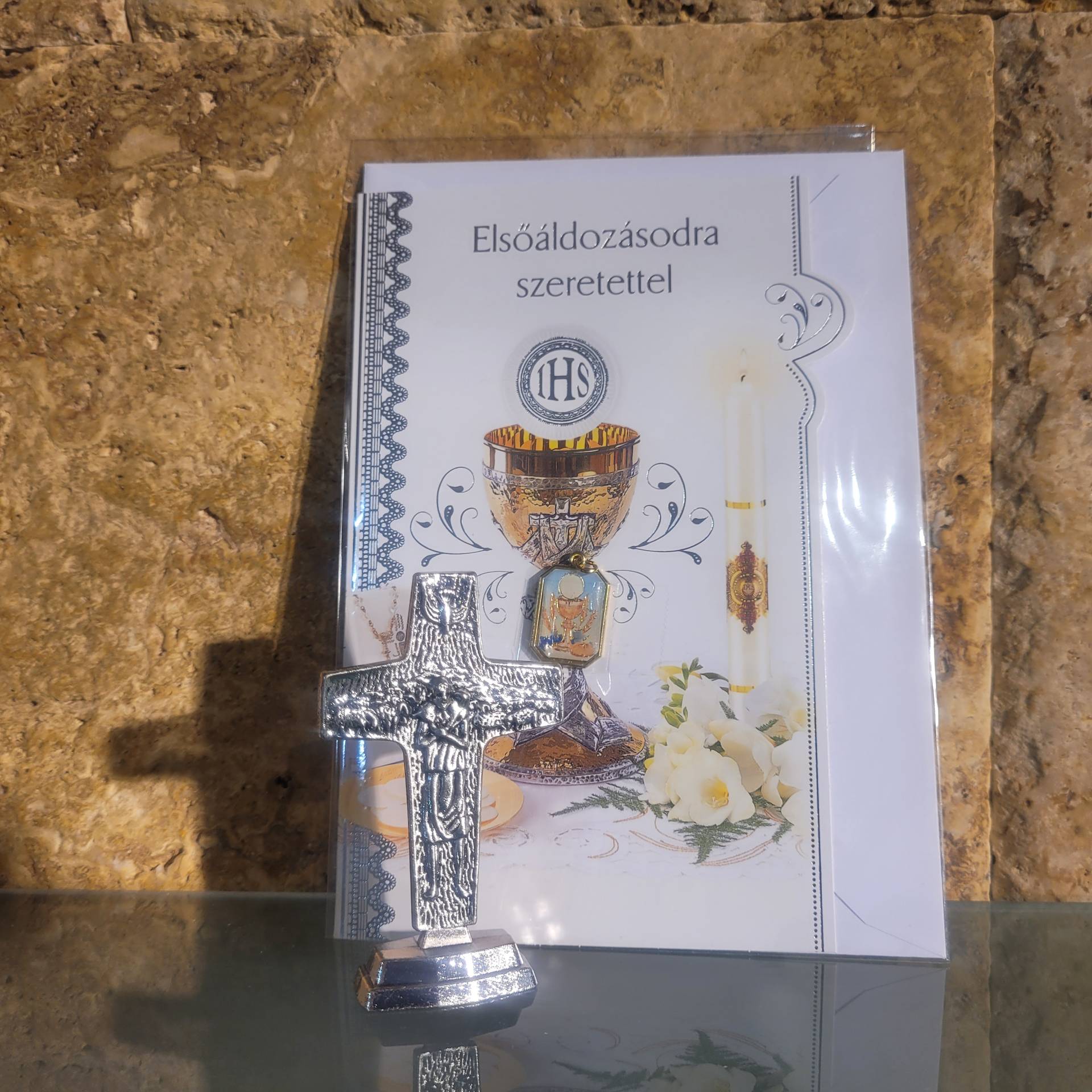 Elsőáldozók Részére JÓ PÁSZTOR KERESZT 8cm Tanúlószobába,íróasztalra! Kérjük megáldatni!+ gratulációs Lap Isten Áldással +Elsőáldozók érme 