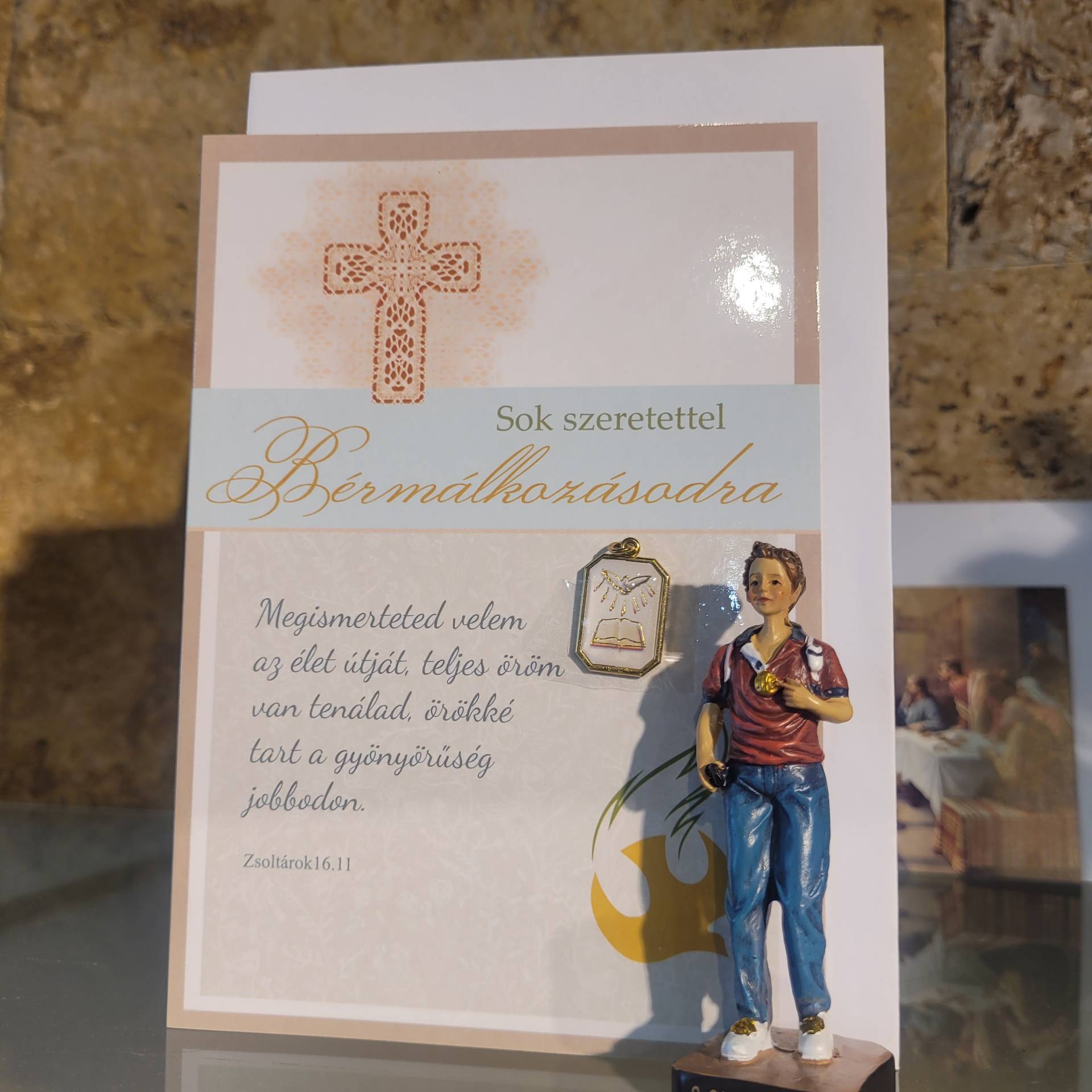 Szent Carlo Acutis A FIATALOK VÉDŐSZENTJE,INTERNET VÉDŐSZENTJE,INFLUENSZEREK VÉDŐSZENTJE,! + gratulációs Lap Isten szavával + Szentlélek érem 