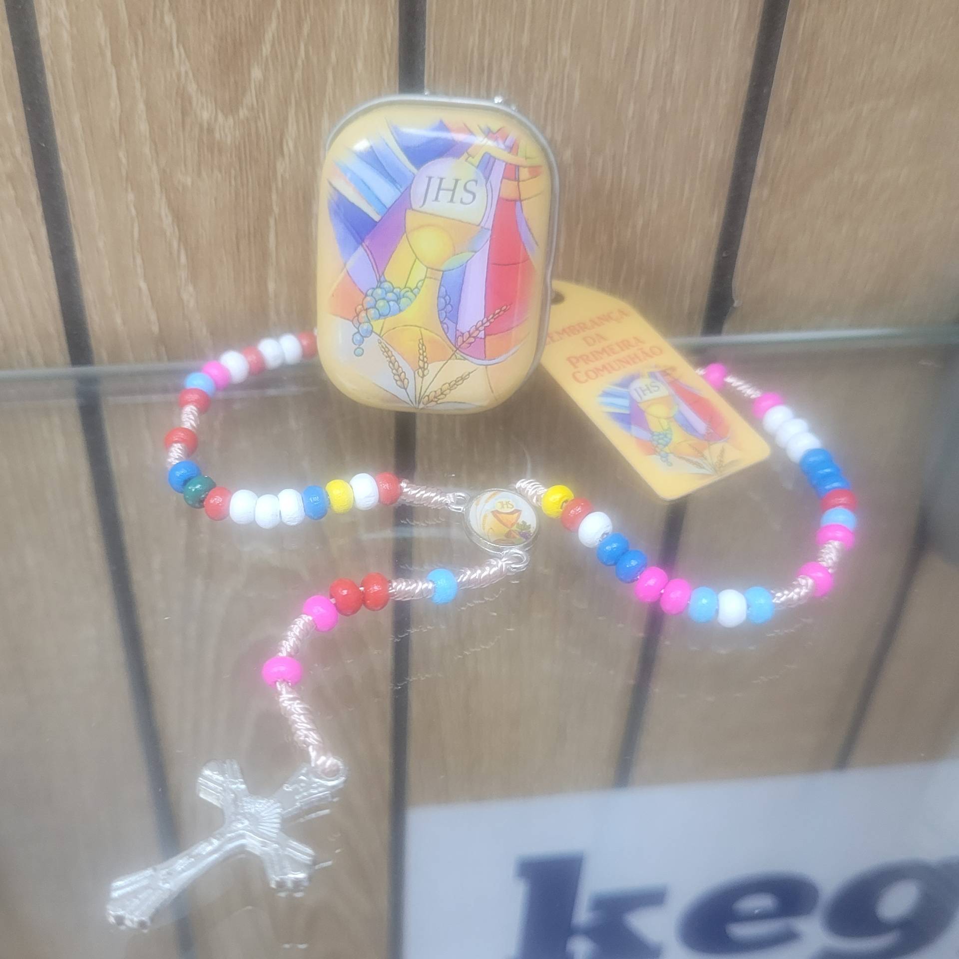 Elsőáldozásra Fából rózsafüzér tartóval 