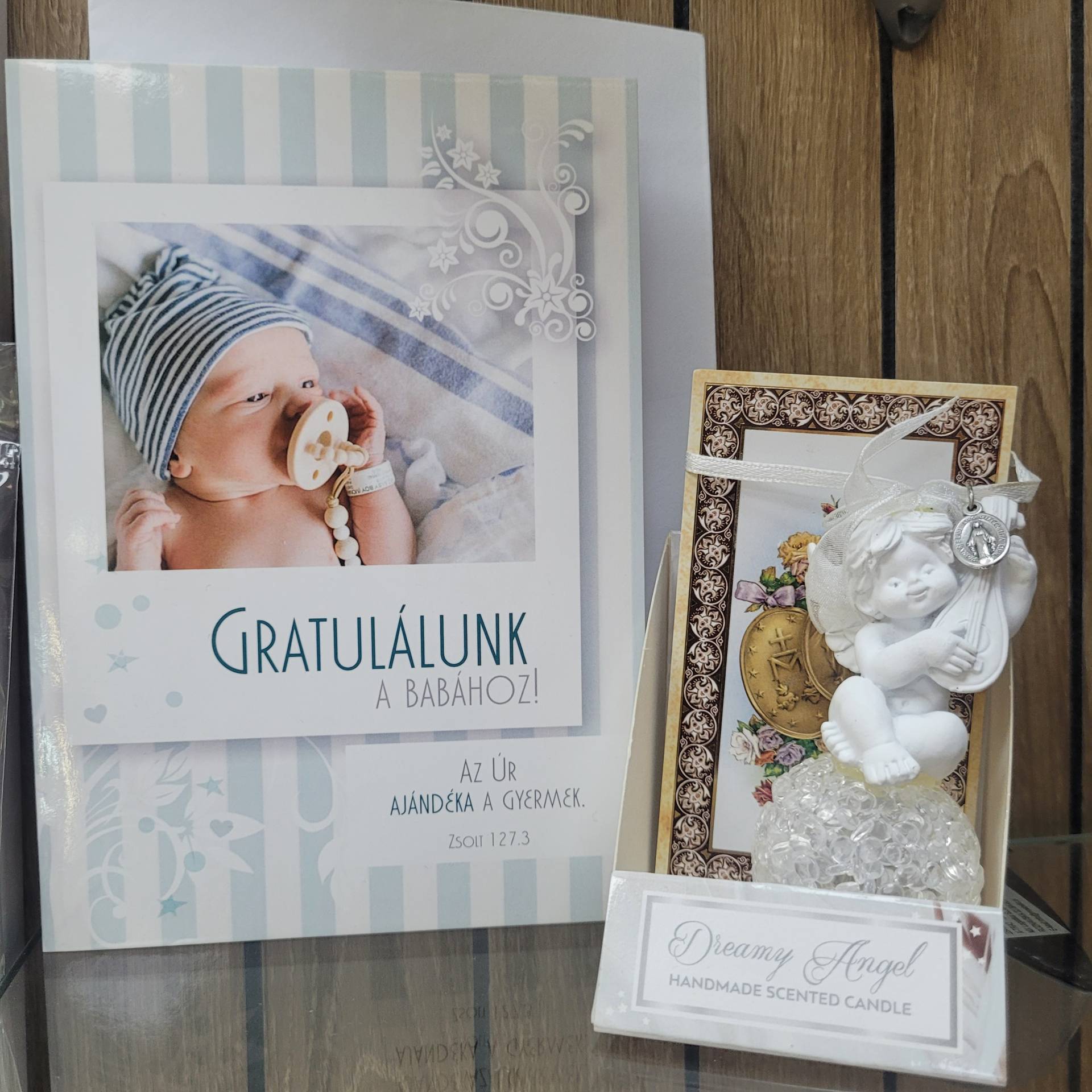 Kisfiú Születésére Gratulációs Lap Isten Áldásával+ Angyal Szűzanya Csodásérem  