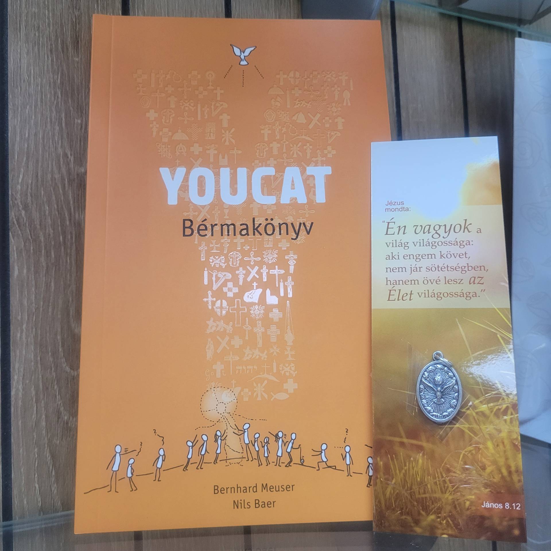 Szuper jó könyv összefoglaló a Teljes Bérmálás  szentségéről+ Ajándékkisérő Könyvjelző +Szentlélekérem 